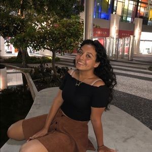 Meet your Posher, Nicole